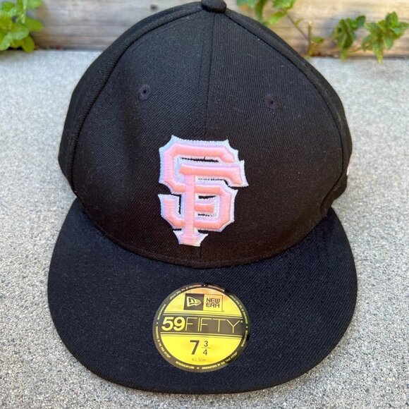 NEW ERA San Francisco Giants Fitted Hat 7 3/4 Women's Pink 59Fifty On Field Cap - Picture 1 of 6